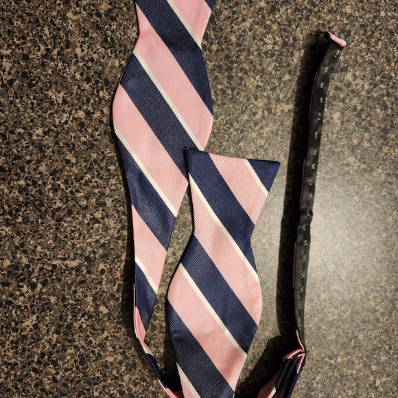 SetSense adjustable bowtie - Picture 2 of 2